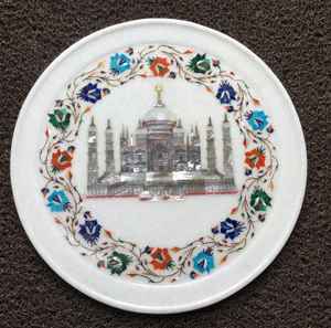 Recuerdo Circular Grabado en Ágata Hecho a Mano por Proveedor Indio - Product Image 3