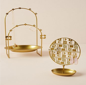 Ensemble organisateur de bijoux moderne en métal doré avec support double arche et plateau en treillis, avec bases de plateau, disponible à prix de gros. - Product Image 1