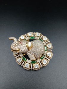 Luxury 24K Gold <b>Elephant</b> Brooch Crystal Rhinestone Emerald Inlay Unisex Fine Jewelry Wedding Engagement <b>Gift</b> Party - Product Image 1