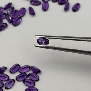 Ametyste africaine naturelle (qualité AA) taille ovale 3x5 mm I Pierre précieuse en vrac de qualité supérieure - Product Image 1