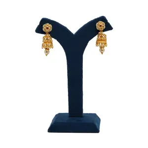 ต่างหูแบบจุมก้าชุบทองประดับมุกสีขาวและพลอยสีแดงรูปดอกไม้สำหรับผู้หญิงและเด็กผู้หญิง - Product Image 3