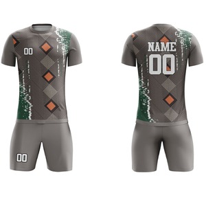 Nueva Llegada: Uniformes de Fútbol Personalizados Sublimados de Manga Corta 2026, Alta Calidad, Secado Rápido, Venta al Por Mayor, MOQ Bajo, OEM - Product Image 2