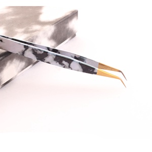 Pince à cils de la meilleure qualité outil de beauté fait à la main pour la cueillette et la greffe de cils outil avec matériau en acier - Product Image 1