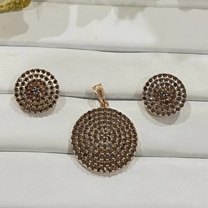 Conjunto de Collar y Pendientes Redondos de Ónix Negro, Chapado en Oro de 22K, Joyería Étnica India Hecha a Mano, Regalo para Mujer - Product Image 3