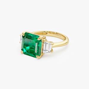 Bague classique en or massif 14 carats avec émeraude verte taille Asscher et moissanite colombienne, idéale pour un anniversaire de mariage ou comme cadeau d'anniversaire - Product Image 2