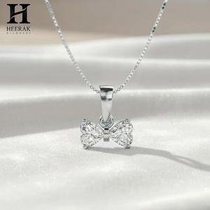 Pendentif en diamant en forme de nœud de luxe, collier en or 14K/18K, bijoux fins par Heerak Diamonds - Product Image 2