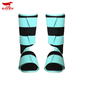 Protège-tibias réglables en cuir synthétique de haute qualité pour entraînement Muay Thai MMA avec fermeture auto-agrippante – Vente en gros - Product Image 1