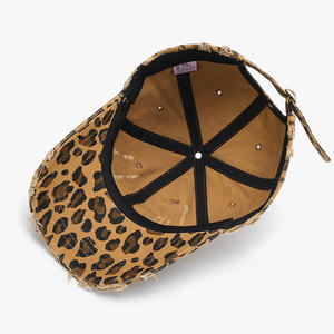 Casquette Dad Hat 6 Panneaux Bicolore Personnalisée avec Logo Brodé – Vente en Gros, Faible MOQ, Unisexe, Originale, Classique, Profil Bas - Product Image 4