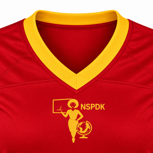 Camisetas de Fútbol de Manga Corta para Mujer PDK con Emblema Decorativo Grande en la Parte Delantera, Cuello en V y Franjas Atléticas en las Mangas - Product Image 6