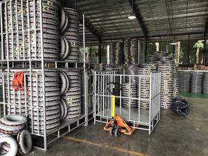 Pneu de scooter K203 de KUMATIRE Vietnam 3.50-10 90/90-10 100/90-10 Conçu pour une utilisation urbaine et pour les coursiers - Product Image 6