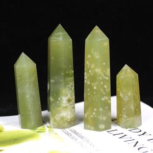 หินหยกเขียวธรรมชาติทรงหอคอย ขัดเงา ใช้ตกแต่งบ้าน สำนักงาน ขายส่ง - Product Image 3
