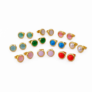 Pendientes de tuerca de coral rojo, piedra de nacimiento de marzo, hechos a mano, con engaste de bisel redondo, joyería artesanal delicada para uso diario - Product Image 5