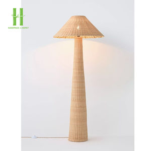 Lampe de sol en rotin LED faite à la main, décoration intérieure, base de lampe en rotin, design OEM, emballage personnalisé, chambre méditerranéenne, fabriqué au Vietnam - Product Image 4