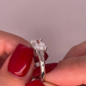 Bague de fiançailles ovale en diamant de laboratoire 1 carat East West, or blanc, certifiée IGI, bijou de luxe unisexe, cadeau de fête - Product Image 2