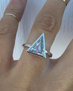 Arin/Or 18K/14K avec diamants naturels certifiés GIA/IGI, designs modernes ou personnalisés avec des bagues en diamant de faible quantité minimale de commande - Product Image 4