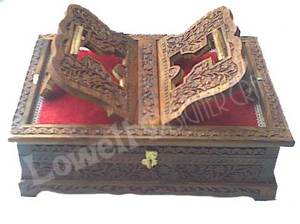 กล่องใส่คัมภีร์กุรอานไม้ทำมือรักษ์โลก พร้อมลายทองเหลืองและบุผ้ากำมะหยี่ กล่องเก็บของอิสลามสุดหรู (รูปทรงสี่เหลี่ยมผืนผ้า) - Product Image 2