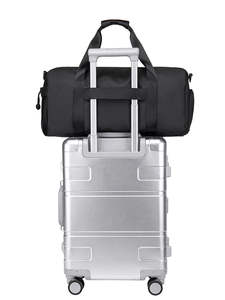 Sac de sport grande capacité pour femme, sac à dos de fitness imperméable multifonctionnel avec compartiment à chaussures, mini sac de sport personnalisé pour homme - Product Image 2