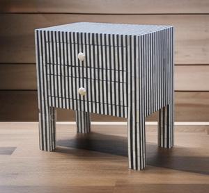 Table à tiroirs en os incrusté de la marque ILAHI, design moderne, détails en agate, rangement à trois niveaux, meuble portable pour la maison - Product Image 1