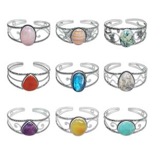 กำไลข้อมือแบบปรับได้ หลายสี คริสตัลธรรมชาติหลากหลายชนิด ชุบเงินโบราณ วินเทจ ทองเหลือง โบฮีเมียน รูปทรงเรขาคณิต สำหรับทุกเพศ - Product Image 1