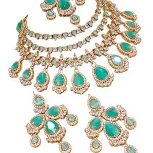 Parure de bijoux de créateur plaquée or, ensemble de bijoux fantaisie de luxe avec collier et boucles d'oreilles en zircon pour mariages et soirées - Product Image 1
