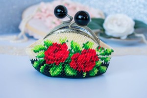 Handmade Beaded Coin <b>Purse</b> with Clasp - <b>Red</b> Roses Floral Design - - Product Image 1