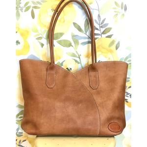 Sacs et pochettes en cuir véritable faits à la main pour accessoires féminins, designs durables, résistants à l'eau, sacs fourre-tout pour femmes, vente chaude - Product Image 1