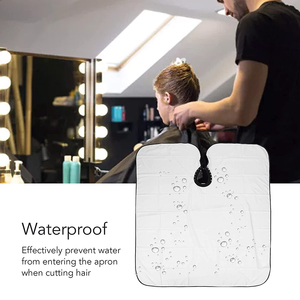 Cape de coiffure imperméable avec fermeture ajustable au cou pour salon et barbier - Product Image 5