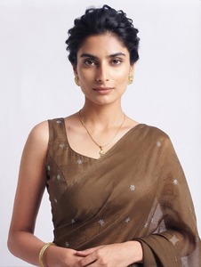 Sari de crepé marrón con bordado de estrellas, ropa tradicional india para bodas, para mujer, largo hasta el suelo, corte regular, para todas las estaciones, estilo Bollywood - Product Image 2