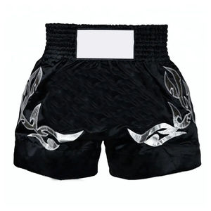 Pantalones Cortos de Muay Thai con Logotipo Personalizado, Bordado Negro y Plateado, 100% Poliéster, Unisex, para Adultos, Ropa de Artes Marciales Mixtas, Ajuste Regular Elástico - Product Image 1
