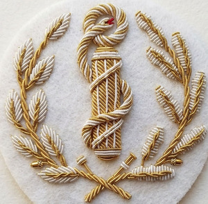 Badges brodés à la main élégants, accessoires brodés faits main les plus vendus avec service de personnalisation de marque OEM, fabricant - Product Image 4