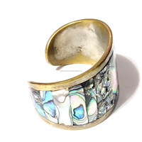 Bracelet manchette mosaïque en coquille d'ormeau fait main, incrustation de perles naturelles, style animalier, bijoux de mode écologiques, artisanat naturel pour femme