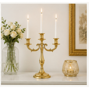 Candelabro de Latón de 3 Brazos Estilo Vintage, Portavelas de Metal Dorado para Centro de Mesa de Boda, Eventos y Decoración de Mesa de Comedor - Product Image 4