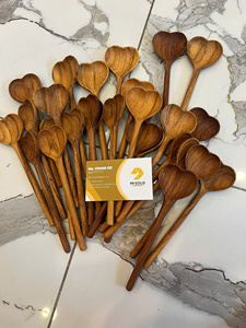 Ensemble d'ustensiles de cuisine en bois naturel, outils de cuisson en bois faits à la main, cuillère, spatule, louche pour la maison, le restaurant et la vente en gros - Product Image 1