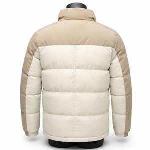 Veste matelassée pour homme, conçue avec un rembourrage léger, doublure douce, poches sécurisées, protection thermique et style moderne pour tous les jours. - Product Image 2