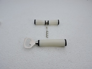 ที่เปิดขวดพรีเมียมและที่เปิดขวดแบบเกลียวสแตนเลสพร้อมด้ามเรซิ่น ราคาโรงงานที่ดีที่สุด - Product Image 2