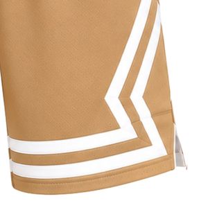 Shorts de basketball personnalisés pour hommes, couleur camel, avec empiècements latéraux géométriques blancs, en maille respirante, pour l'entraînement sportif et la gym - Product Image 4