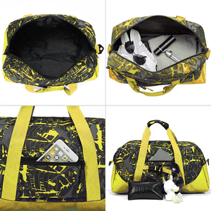 Sacs de sport imperméables pour hommes et femmes, design personnalisé / Sacs de sport légers sur mesure - Product Image 2