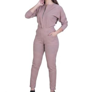 Uniforme de travail élégant pour femmes, de haute qualité, en matériaux de première qualité, pour le personnel infirmier / Conception d'uniformes médicaux pour infirmières, marque privée - Product Image 5
