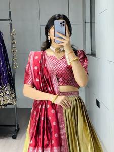 Lehenga en soie Kanchipuram tissée Royal Zari avec dupatta - Product Image 3