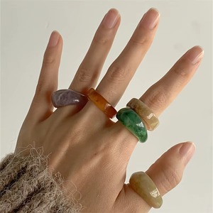 Juego de Anillos de Resina de Lujo, Anillos Acrílicos Personalizados, Joyería de Moda para Mujeres y Niñas - Product Image 6