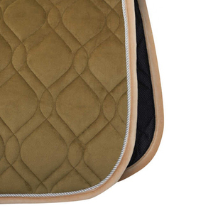 Tapis de selle personnalisé en satin confortable pour le saut anglais – Équipement d'équitation pour chevaux - Product Image 3