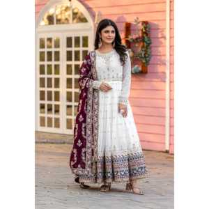 Heavy Faux Georgette Conjunto de mujer para fiestas Vestido Dupatta & Bottom Exquisite Party Wear - Product Image 5