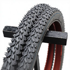 Pneu de vélo robuste KUMATIRE KB102 avec une forte adhérence et une longue durée de vie pour les conditions de route difficiles - Product Image 1