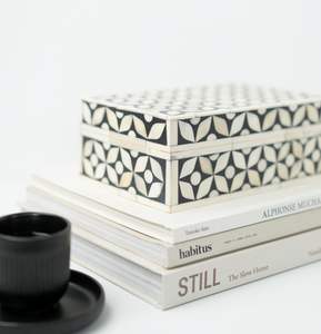 Boîtes uniques en nacre incrustée, conçues pour la décoration intérieure de luxe et les cadeaux. - Product Image 6