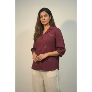 Camisa Bordada Bird Zari para Mujer, Manga Corta, Estilo Casual, Ligera, Corte Elegante - Product Image 3