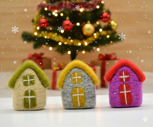 Casas de Fieltro Personalizadas, Adornos Navideños Pequeños Hechos a Mano con Agujas, Decoraciones Navideñas de Lana al por Mayor para Chimenea y Árbol - Product Image 2