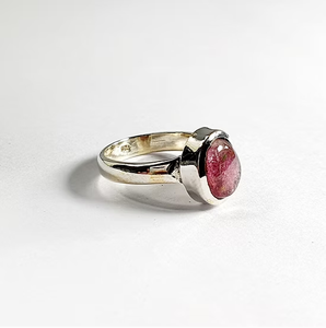 Anillo de Turmalina Hecho a Mano, Casual y Moderno, Plata de Ley 925, Joyería Personalizable, Regalo Perfecto para Cualquier Ocasión - Product Image 3
