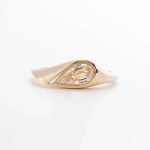 IGI Certified 1.25CT <b>Light</b> Yellow Stone Pear <b>Step</b> Cut 14K Solid Gold Signet Ring Customizable Natural Diamond Ring Elegant Gift - Product Image 4