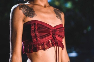 Top Corsé de Algodón con Encaje Rojo Estilo Boho, Ropa de Festival Fairycore, Atuendo Ligero de Verano para Mujer - Product Image 4