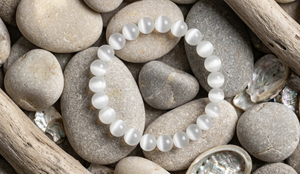 Handmade AAA Monalisa Cat's Eye Round Bead Bracelet – Polished Gemstone Stretch Bracelet for <b>Men</b> & Women - Product Image 4